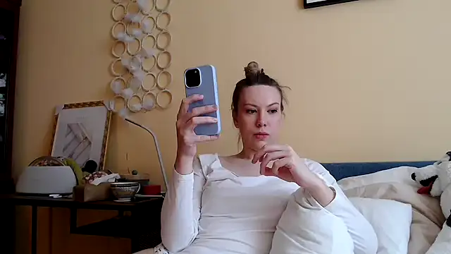 Scarlettford online show from March 21, 2025, 11:22 am