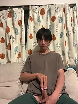 Snapshot of Katakuriko-Denpun chatting on July 16, 2026, 1:28 pm Katakuriko-Denpun online show from July 16, 2026, 1:28 pm