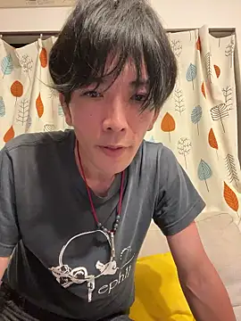 Snapshot of Katakuriko-Denpun chatting on July 20, 2026, 1:02 pm Katakuriko-Denpun online show from July 20, 2026, 1:02 pm
