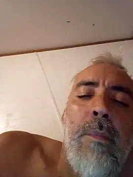 Xoc8  online show from December 15, 2024, 5:13 am