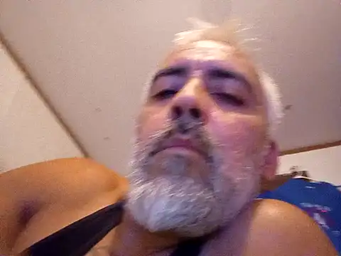 Xoc8  online show from December 18, 2024, 8:53 am