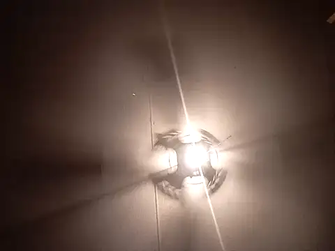 Xoc8  online show from December 26, 2024, 9:04 pm