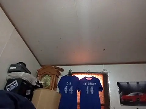 Xoc8  online show from November 10, 2025, 8:52 pm