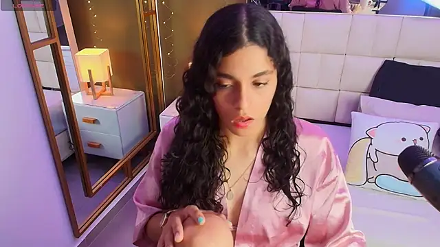 anahi maite online show from March 21, 2025, 7:57 pm