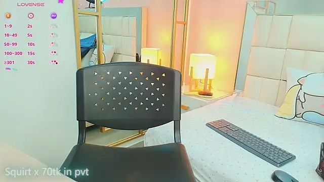 anahi maite online show from December 1, 2025, 8:58 pm