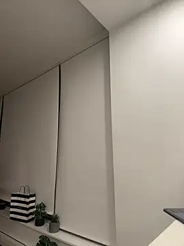 jAsMinE678 online show from February 16, 2025, 3:47 am