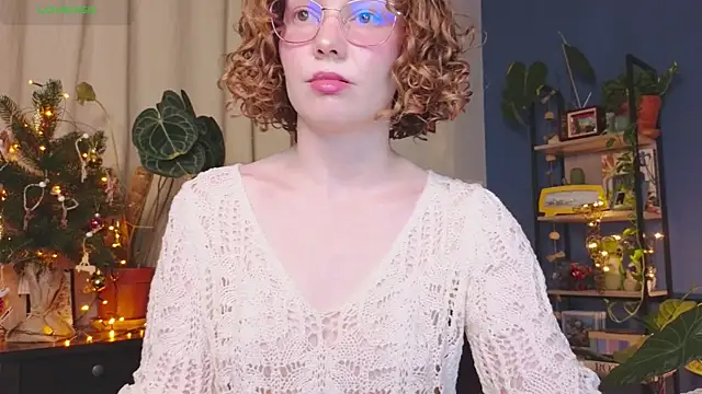 Snapshot of _lightmyfire chatting on December 10, 2024, 9:43 pm  lightmyfire online show from December 10, 2024, 9:43 pm