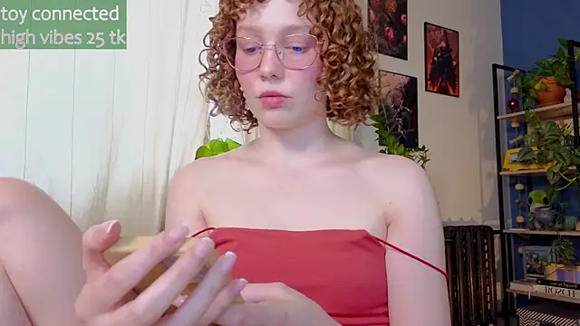 Snapshot of _lightmyfire chatting on February 13, 2025, 11:06 am  lightmyfire online show from February 13, 2025, 11:06 am