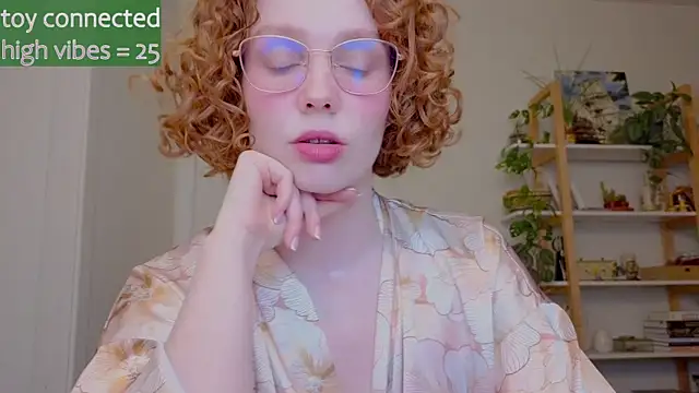 Snapshot of _lightmyfire chatting on September 17, 2025, 3:46 pm  lightmyfire online show from September 17, 2025, 3:46 pm