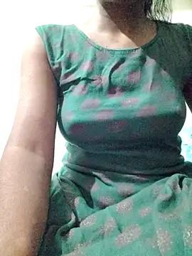 rituporna2004 online show from January 9, 2026, 2:25 am