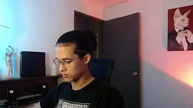 alejo x3 online show from March 1, 2025, 3:43 am