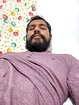 Snapshot of HombreS3n chatting on December 4, 2024, 1:14 am HombreS3n online show from December 4, 2024, 1:14 am