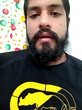 Snapshot of HombreS3n chatting on December 31, 2024, 10:34 pm HombreS3n online show from December 31, 2024, 10:34 pm