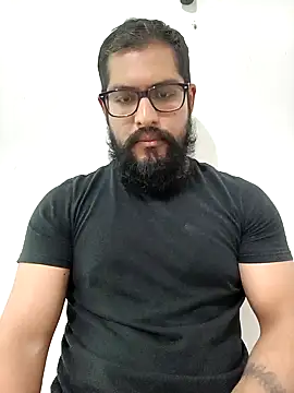 Snapshot of HombreS3n chatting on February 10, 2025, 10:30 pm HombreS3n online show from February 10, 2025, 10:30 pm