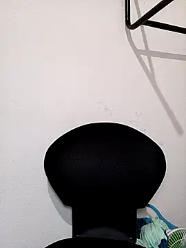 Snapshot of HombreS3n chatting on September 30, 2025, 3:11 am HombreS3n online show from September 30, 2025, 3:11 am