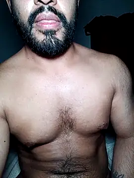 Snapshot of HombreS3n chatting on October 4, 2025, 6:22 am HombreS3n online show from October 4, 2025, 6:22 am