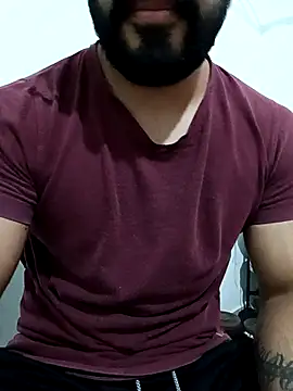 Snapshot of HombreS3n chatting on October 21, 2025, 9:59 pm HombreS3n online show from October 21, 2025, 9:59 pm