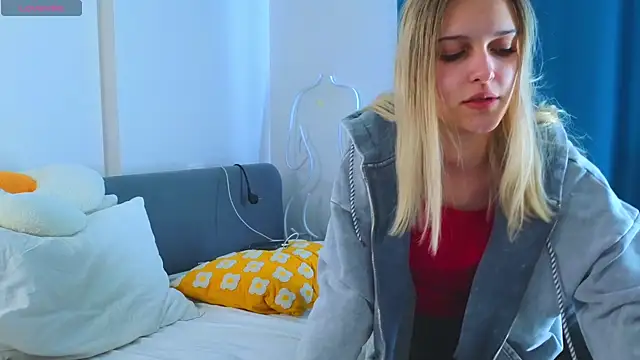 Snapshot of KimberliDean chatting on February 27, 2025, 11:52 am KimberliDean online show from February 27, 2025, 11:52 am