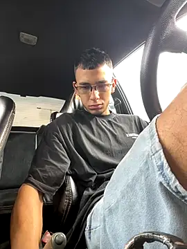 SymonPrince online show from October 6, 2025, 12:57 pm