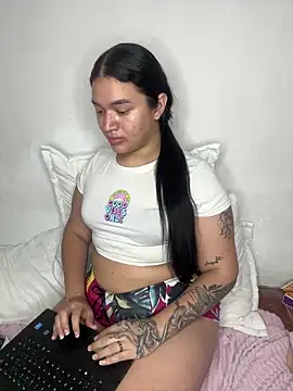 GemaGranadoss online show from March 2, 2025, 5:54 am