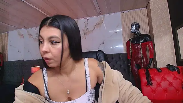 Snapshot of Juliet_Nasty chatting on June 18, 2026, 11:58 am Juliet Nasty online show from June 18, 2026, 11:58 am