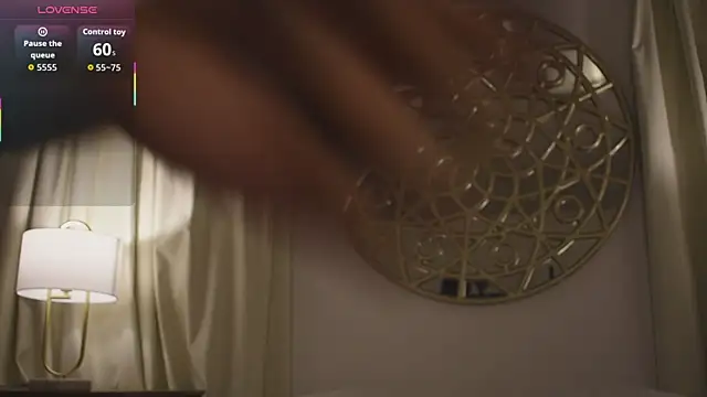 Antonellaparis  online show from September 20, 2025, 2:23 am