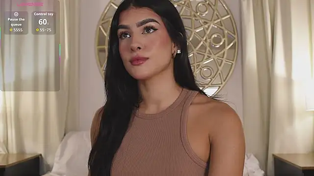 Antonellaparis  online show from October 6, 2025, 2:53 am