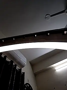 Leeeezzzz roy online show from October 30, 2025, 5:53 am