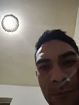 sexyboycolombi4 online show from October 17, 2025, 11:51 pm