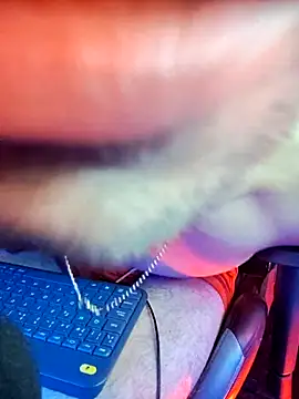 sexyboycolombi4 online show from October 19, 2025, 5:30 am