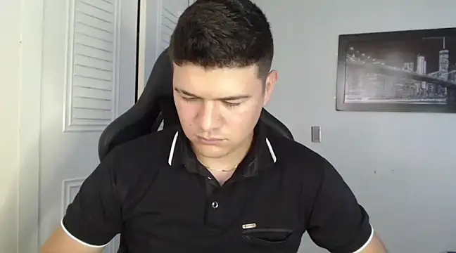 Plug Control online show from January 8, 2025, 8:07 pm