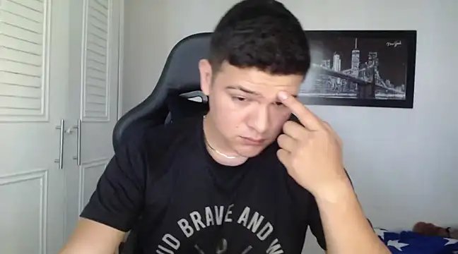 Plug Control online show from January 20, 2025, 3:07 pm