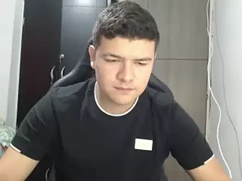 Plug Control online show from March 2, 2025, 2:21 pm