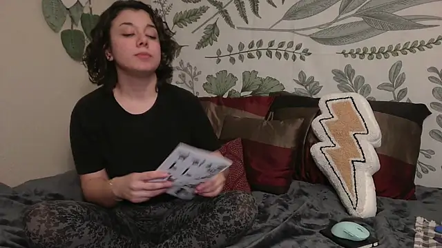 Snapshot of punkpuppy_ chatting on December 22, 2024, 11:41 pm punkpuppy online show from December 22, 2024, 11:41 pm