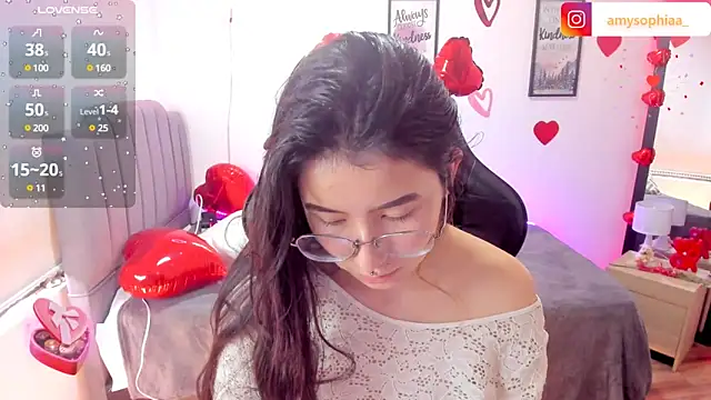 Amy joones online show from February 18, 2025, 4:26 pm