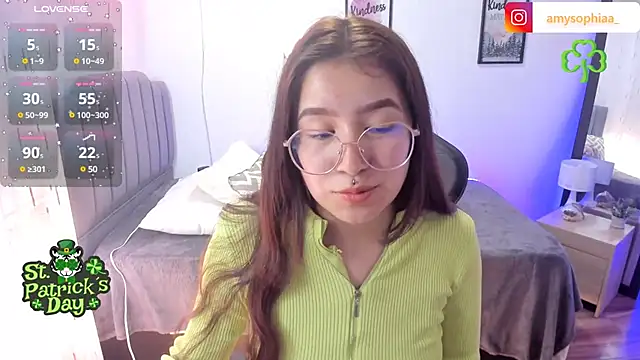 Amy joones online show from March 17, 2025, 4:43 pm