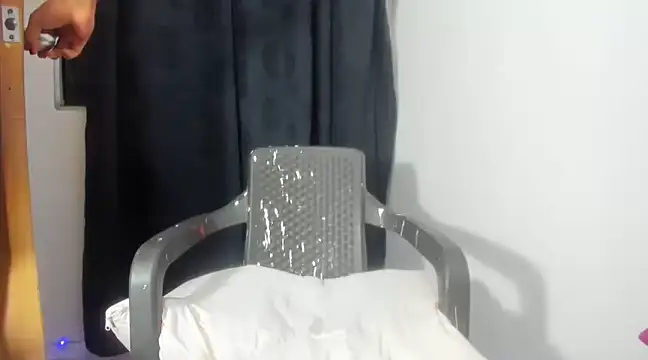 Snapshot of engelldior chatting on March 1, 2025, 10:55 am engelldior online show from March 1, 2025, 10:55 am