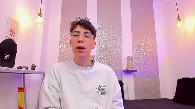 Nikolay Gregori online show from November 6, 2025, 4:24 am