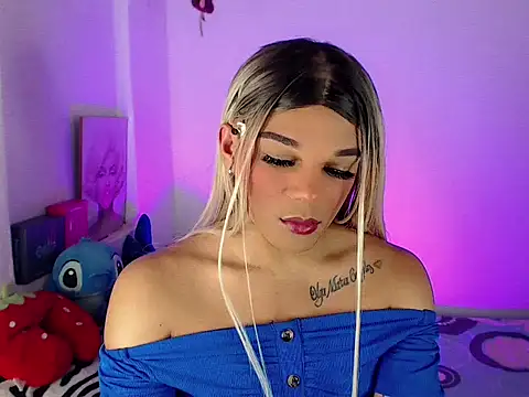 Snapshot of Gorrion__ chatting on May 19, 2026, 11:55 pm Gorrion online show from May 19, 2026, 11:55 pm
