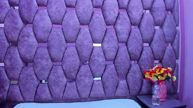 AlaSmith online show from October 4, 2025, 2:09 am