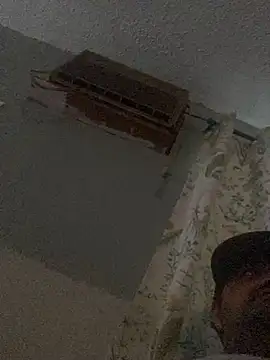 Miguel16i online show from March 22, 2025, 2:05 am