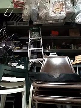 Miguel16i online show from November 17, 2025, 8:25 pm