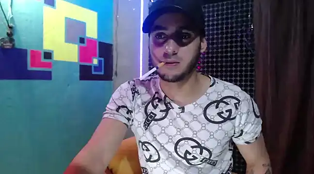 xxxxhotxoxo online show from January 17, 2025, 3:45 am