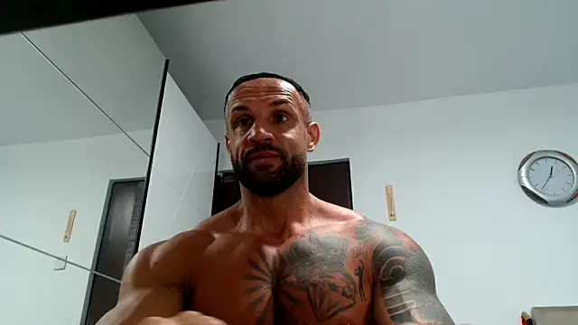 Magnificmuscles89 online show from November 2, 2025, 10:39 am