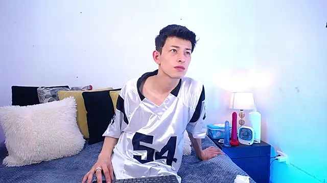 MaikCarver online show from September 30, 2025, 3:44 am