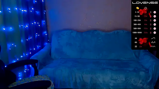 Snapshot of Cutie-Melanie chatting on March 22, 2025, 9:21 pm Cutie-Melanie online show from March 22, 2025, 9:21 pm