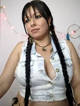 kristal ktl online show from April 14, 2026, 1:22 am