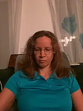 AnnikaRose online show from November 26, 2025, 6:47 am