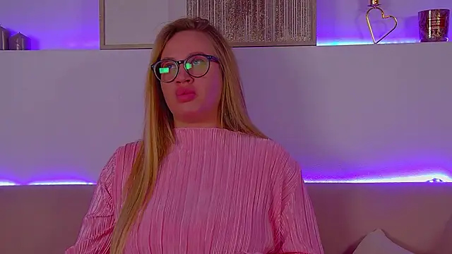 MariaNeumann online show from March 16, 2025, 4:52 am