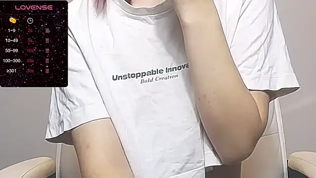 RRUUBBYYY online show from October 29, 2025, 7:43 am